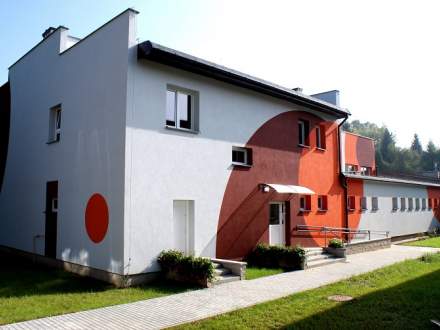 Szkoła w Drogomyślu